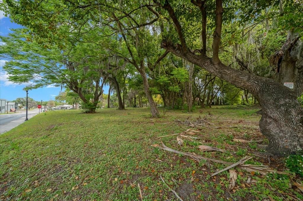 Active With Contract: $330,000 (0 beds, 0 baths, 3242 Square Feet)
