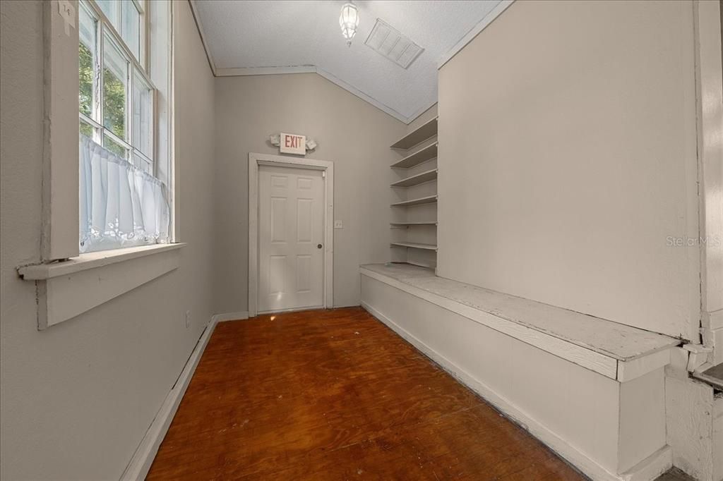 Active With Contract: $330,000 (0 beds, 0 baths, 3242 Square Feet)