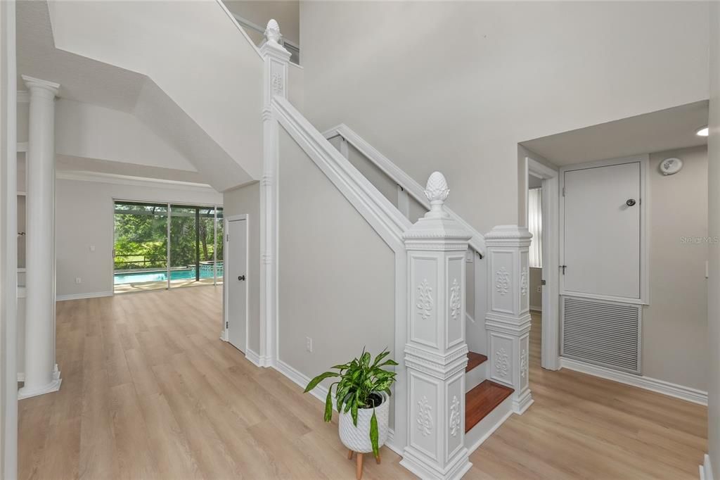 Activo con contrato: $869,000 (4 camas, 2 baños, 3694 Pies cuadrados)