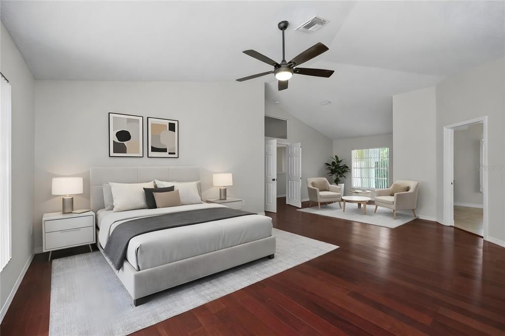 Activo con contrato: $869,000 (4 camas, 2 baños, 3694 Pies cuadrados)