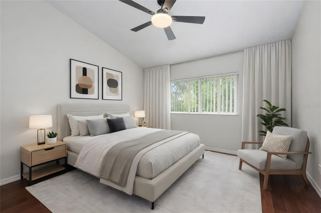 Activo con contrato: $869,000 (4 camas, 2 baños, 3694 Pies cuadrados)