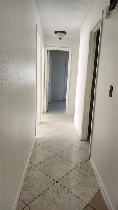 Под контрактом: $1,950 (5 спален, 2 ванн, 1173 Квадратных фут)