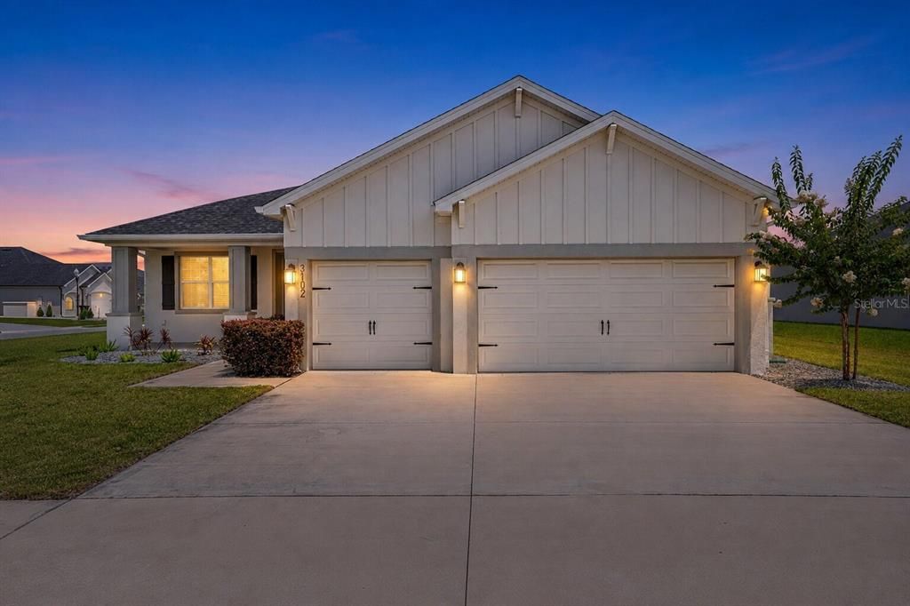Activo con contrato: $499,990 (4 camas, 3 baños, 2566 Pies cuadrados)