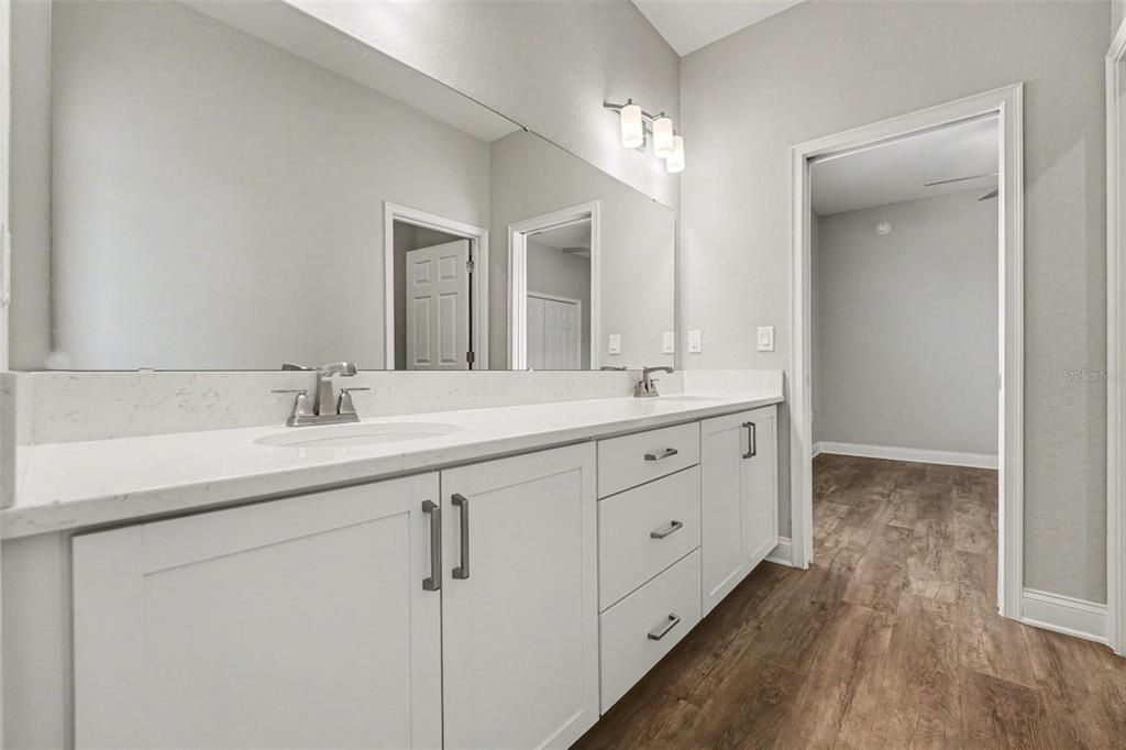 Activo con contrato: $499,990 (4 camas, 3 baños, 2566 Pies cuadrados)