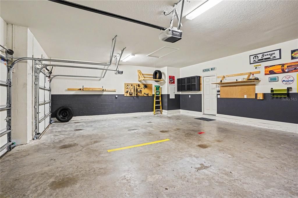 Activo con contrato: $499,990 (4 camas, 3 baños, 2566 Pies cuadrados)