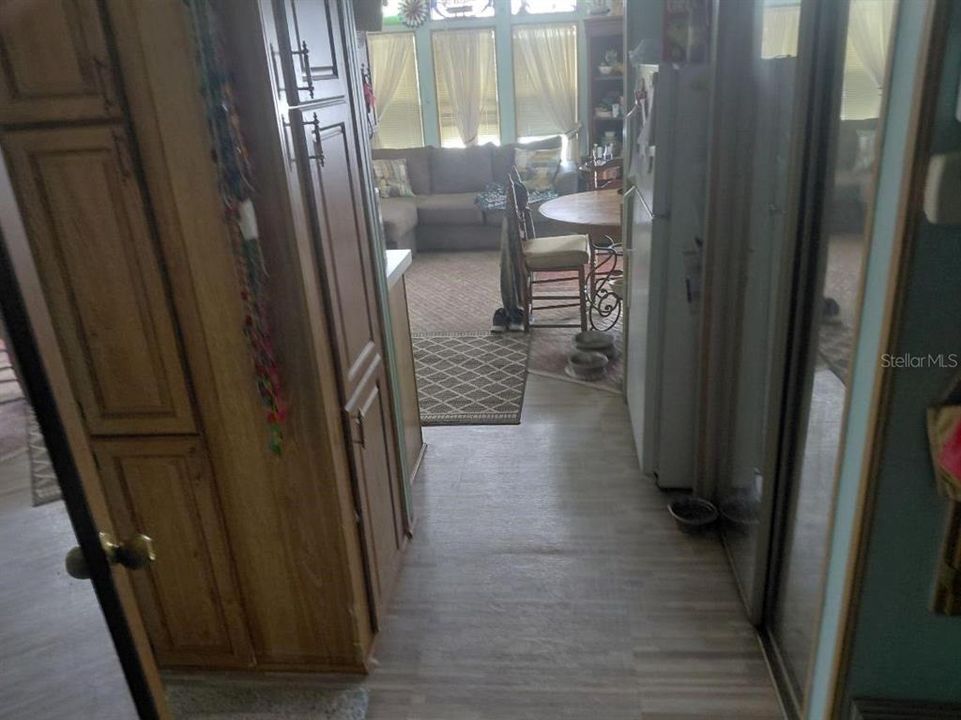 For Sale: $69,995 (1 beds, 1 baths, 504 Square Feet)
