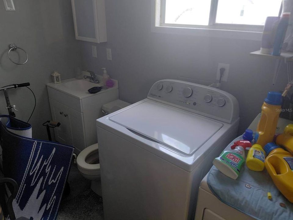For Sale: $69,995 (1 beds, 1 baths, 504 Square Feet)