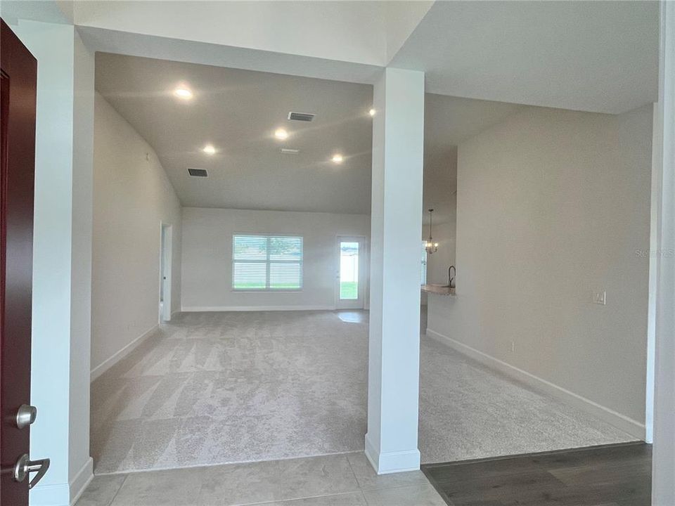 En Venta: $417,550 (4 camas, 2 baños, 2335 Pies cuadrados)