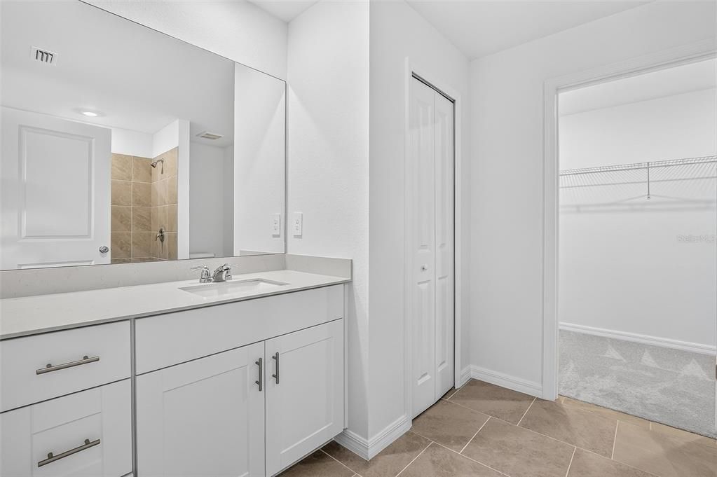 Active With Contract: $289,499 (5 beds, 2 baths, 2112 Square Feet)