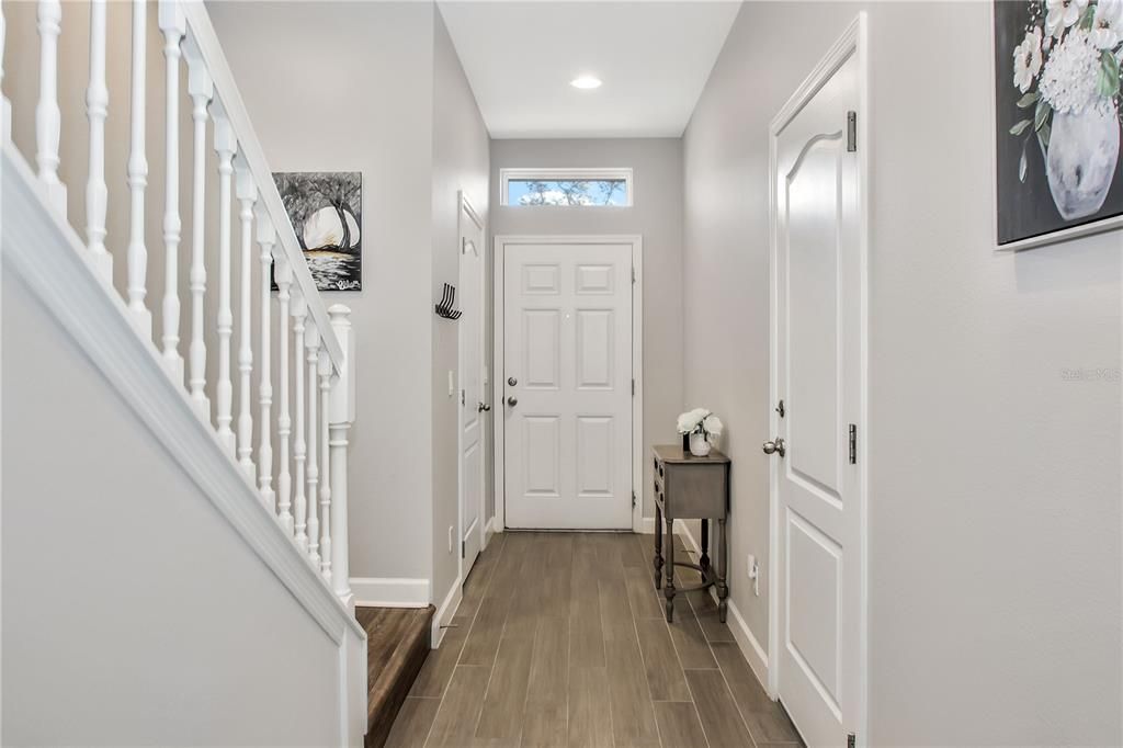 Activo con contrato: $339,900 (3 camas, 2 baños, 1406 Pies cuadrados)