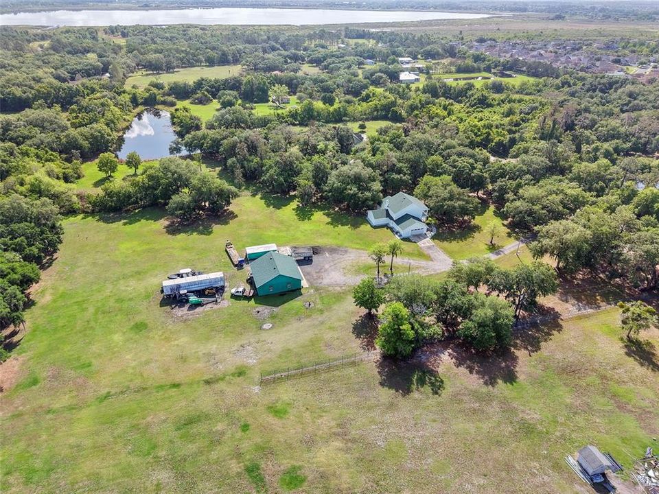 En Venta: $3,000,000 (5.18 acres)