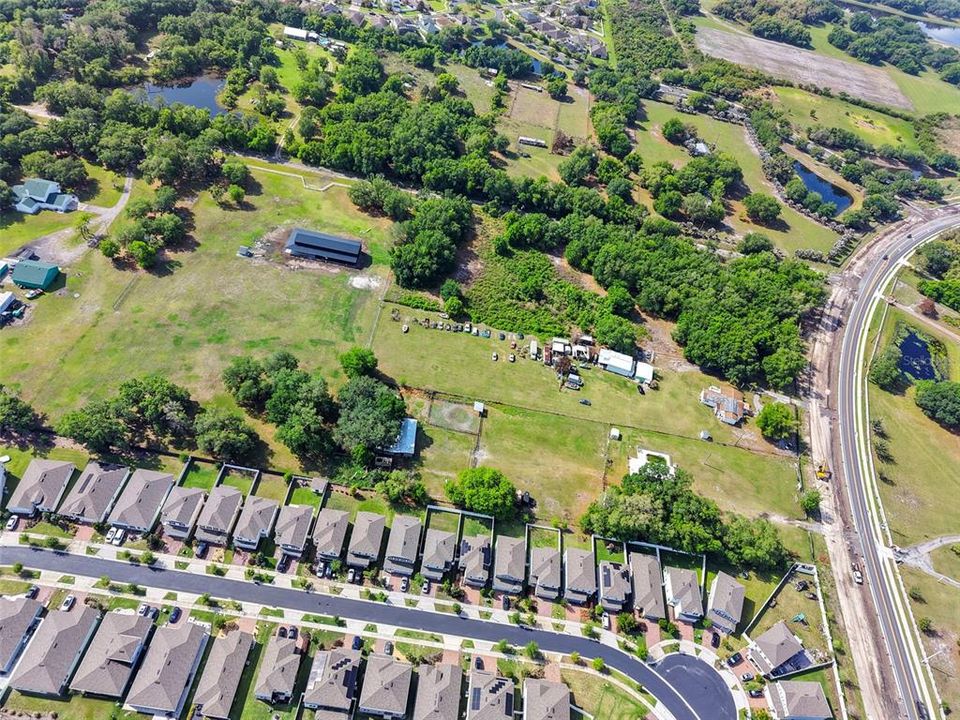En Venta: $3,000,000 (5.18 acres)