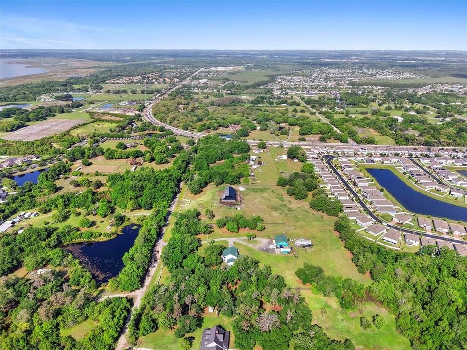 En Venta: $3,000,000 (5.18 acres)