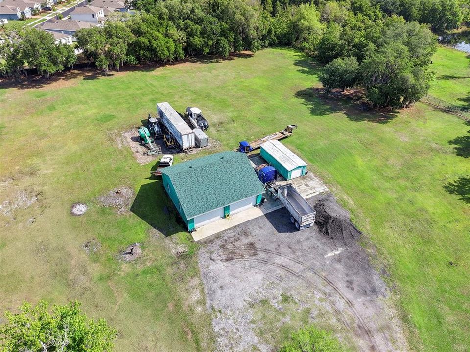 En Venta: $3,000,000 (5.18 acres)
