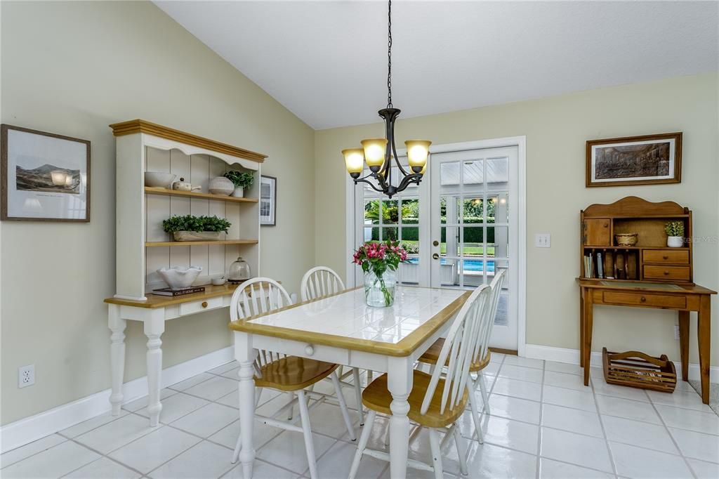 Active With Contract: $475,000 (4 beds, 3 baths, 2264 Square Feet)