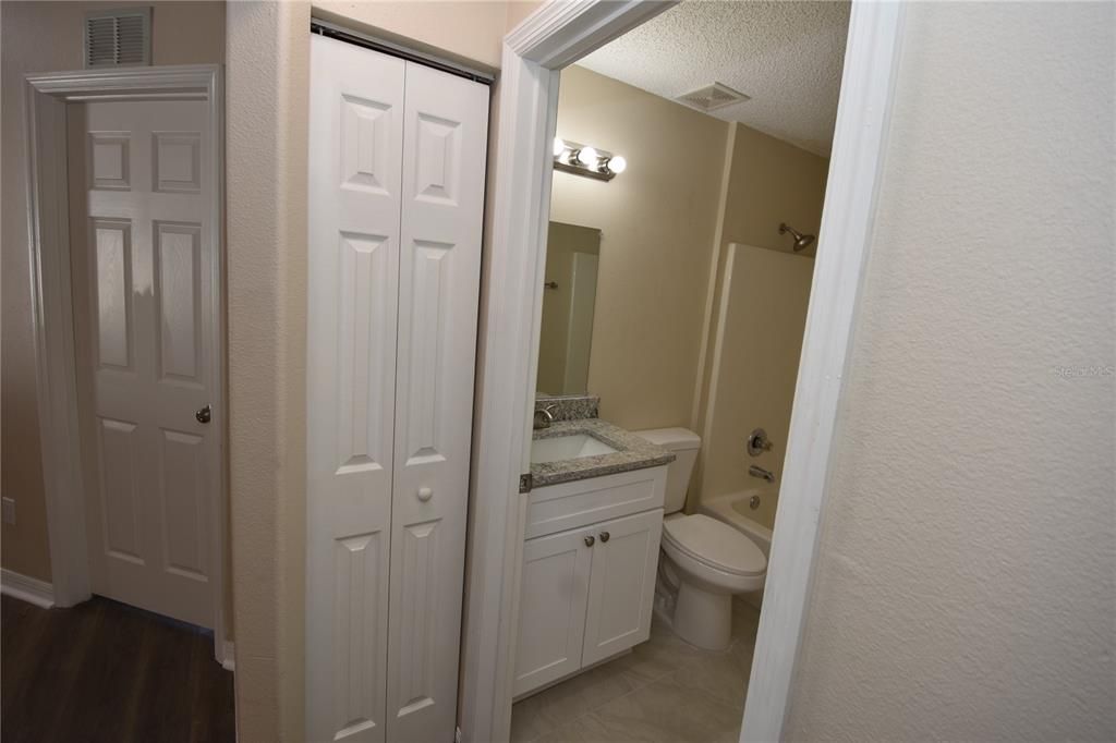 For Rent: $2,150 (3 beds, 2 baths, 1175 Square Feet)