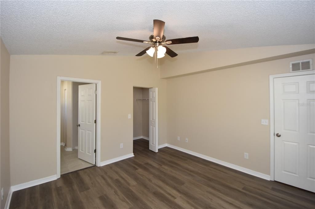 For Rent: $2,150 (3 beds, 2 baths, 1175 Square Feet)
