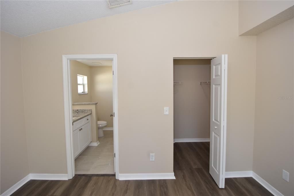 For Rent: $2,150 (3 beds, 2 baths, 1175 Square Feet)
