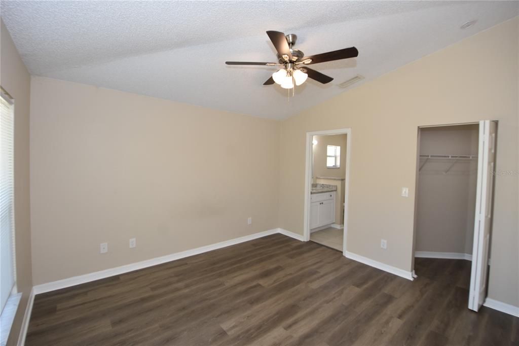 For Rent: $2,150 (3 beds, 2 baths, 1175 Square Feet)