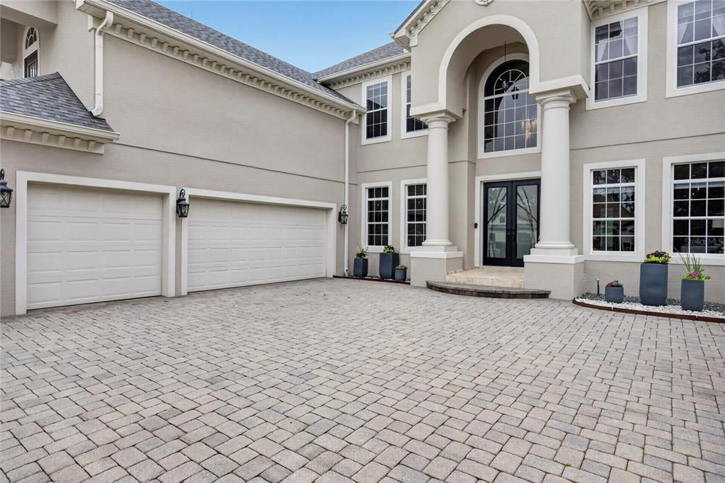 Active With Contract: $994,899 (5 beds, 5 baths, 4818 Square Feet)