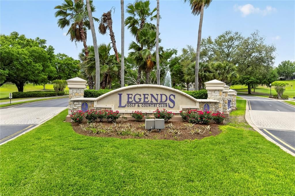 Active With Contract: $994,899 (5 beds, 5 baths, 4818 Square Feet)