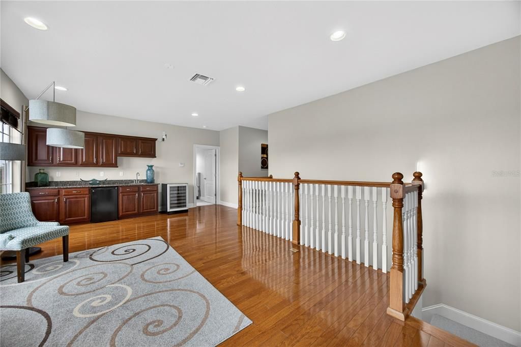 Active With Contract: $994,899 (5 beds, 5 baths, 4818 Square Feet)