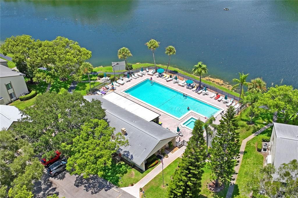 En Venta: $160,000 (2 camas, 2 baños, 979 Pies cuadrados)