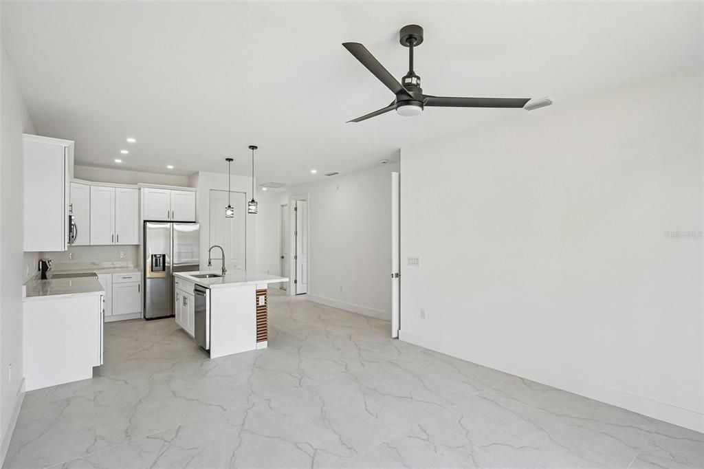En Venta: $520,000 (6 camas, 0 baños, 2332 Pies cuadrados)