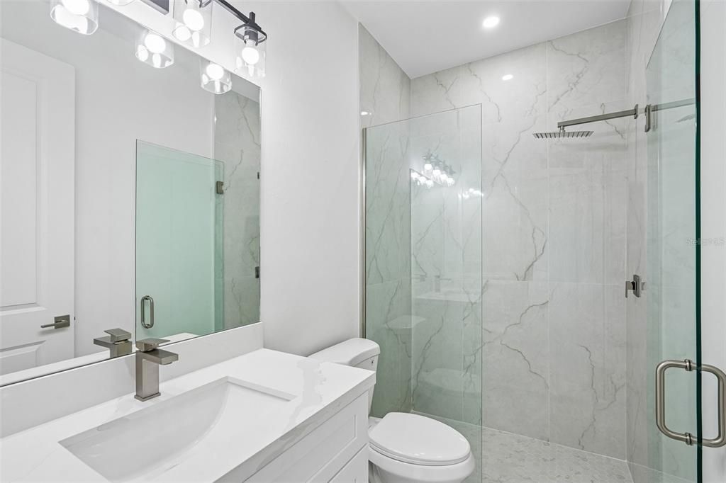 En Venta: $520,000 (6 camas, 0 baños, 2332 Pies cuadrados)