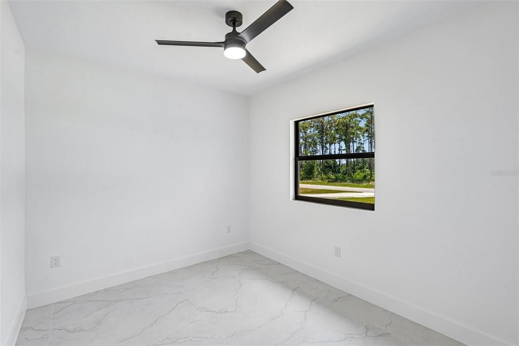 En Venta: $520,000 (6 camas, 0 baños, 2332 Pies cuadrados)
