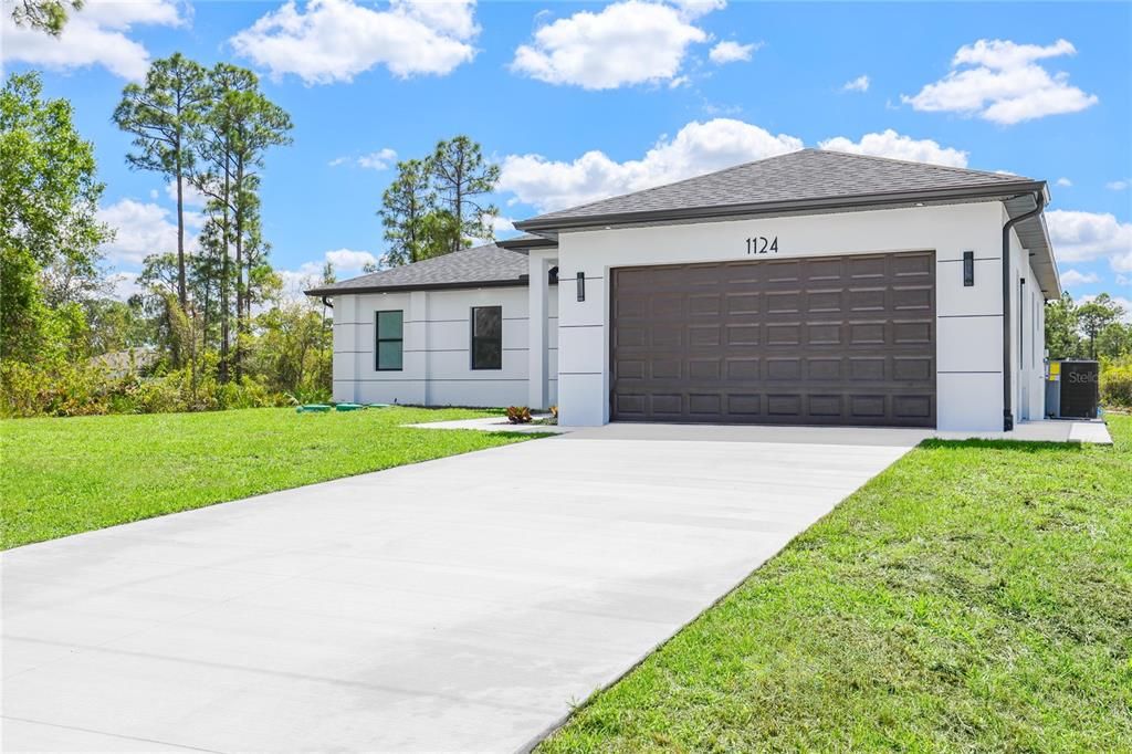 Recently Sold: $364,900 (4 beds, 3 baths, 1650 Square Feet)