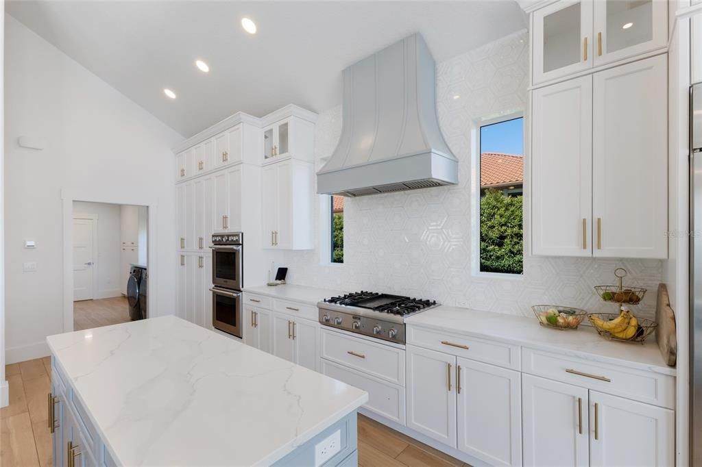 En Venta: $4,799,000 (5 camas, 4 baños, 6036 Pies cuadrados)
