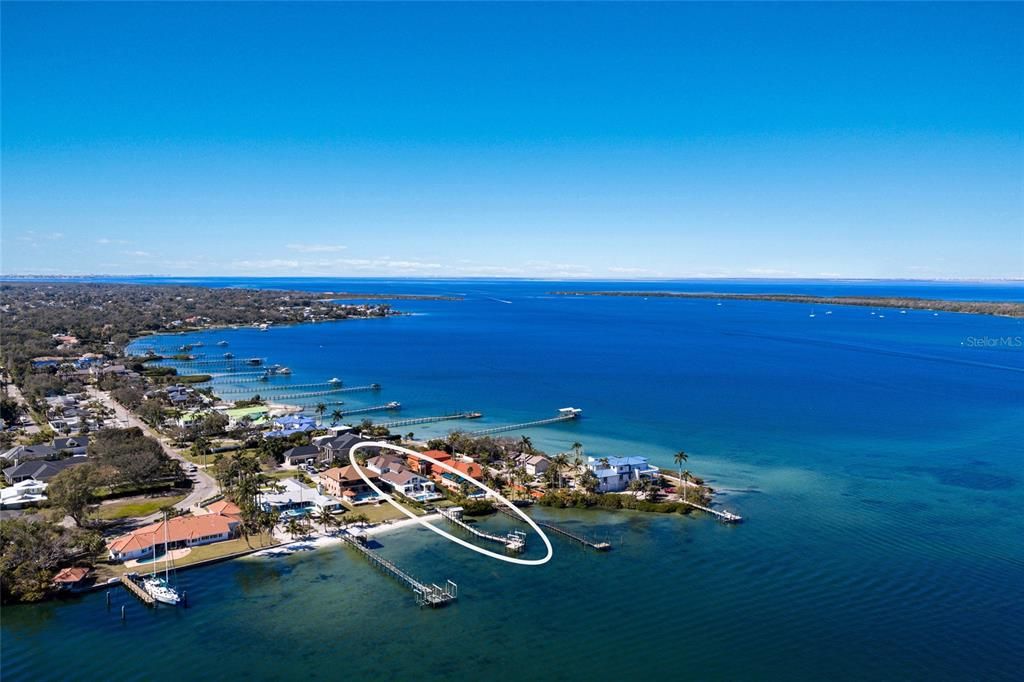 En Venta: $4,799,000 (5 camas, 4 baños, 6036 Pies cuadrados)