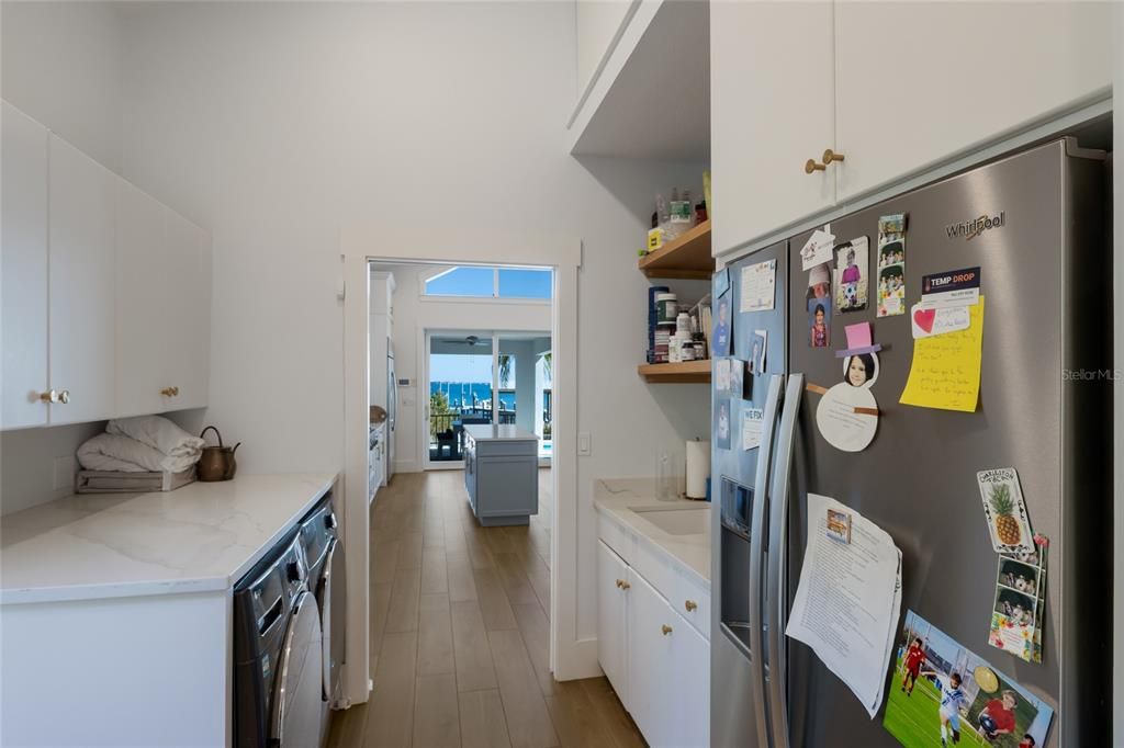 En Venta: $4,799,000 (5 camas, 4 baños, 6036 Pies cuadrados)