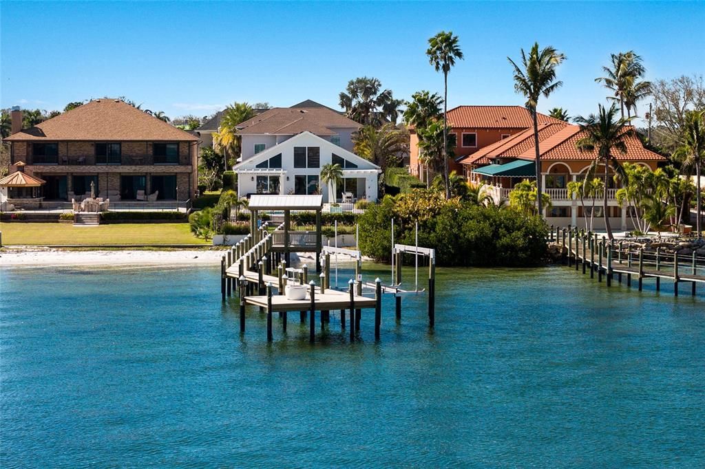 En Venta: $4,799,000 (5 camas, 4 baños, 6036 Pies cuadrados)