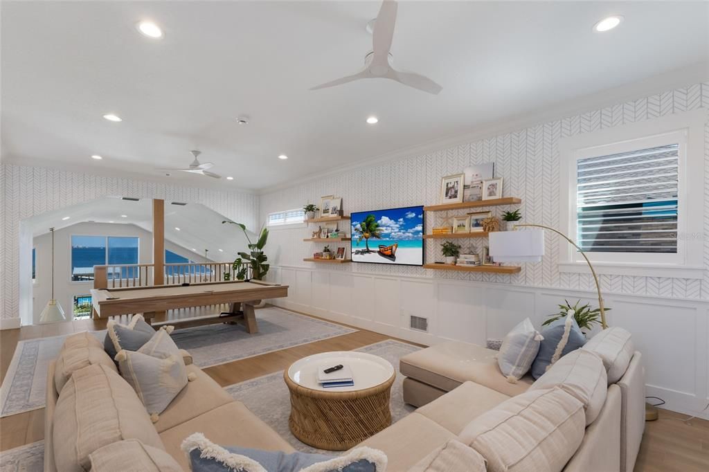 En Venta: $4,799,000 (5 camas, 4 baños, 6036 Pies cuadrados)