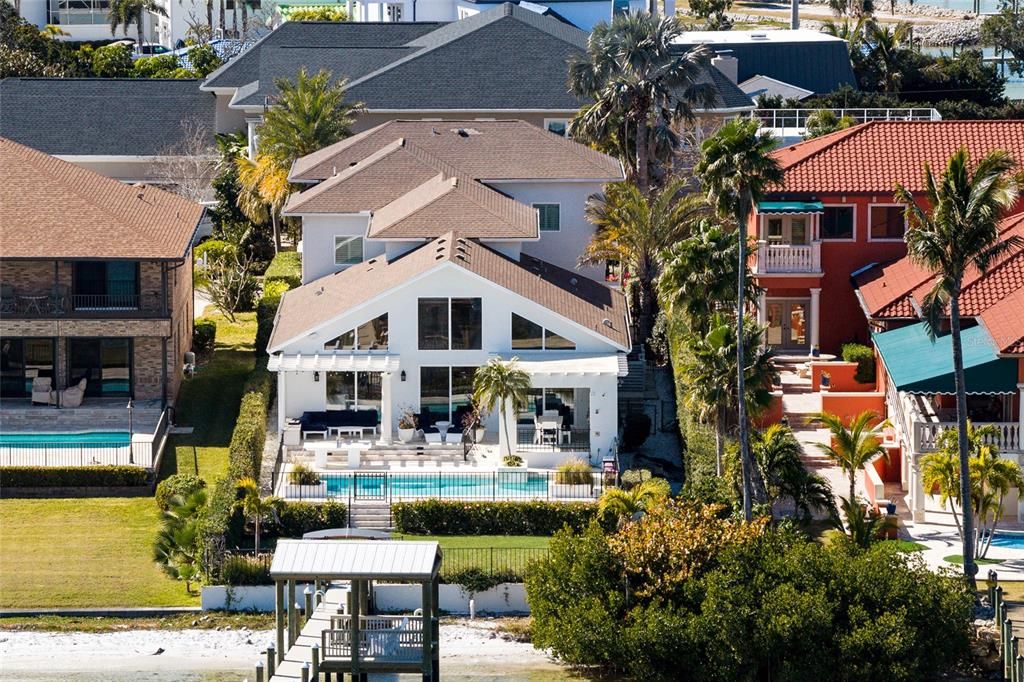 En Venta: $4,799,000 (5 camas, 4 baños, 6036 Pies cuadrados)