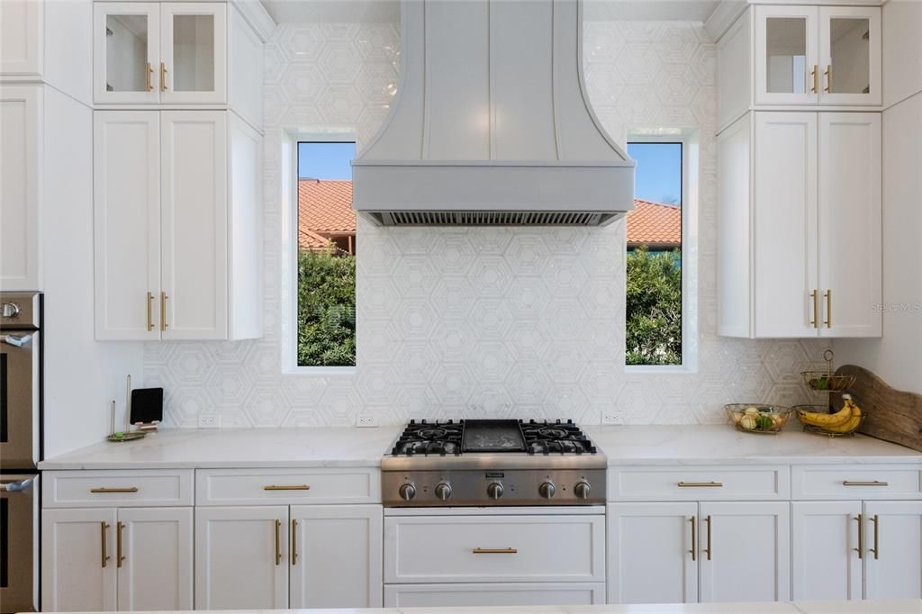 En Venta: $4,799,000 (5 camas, 4 baños, 6036 Pies cuadrados)
