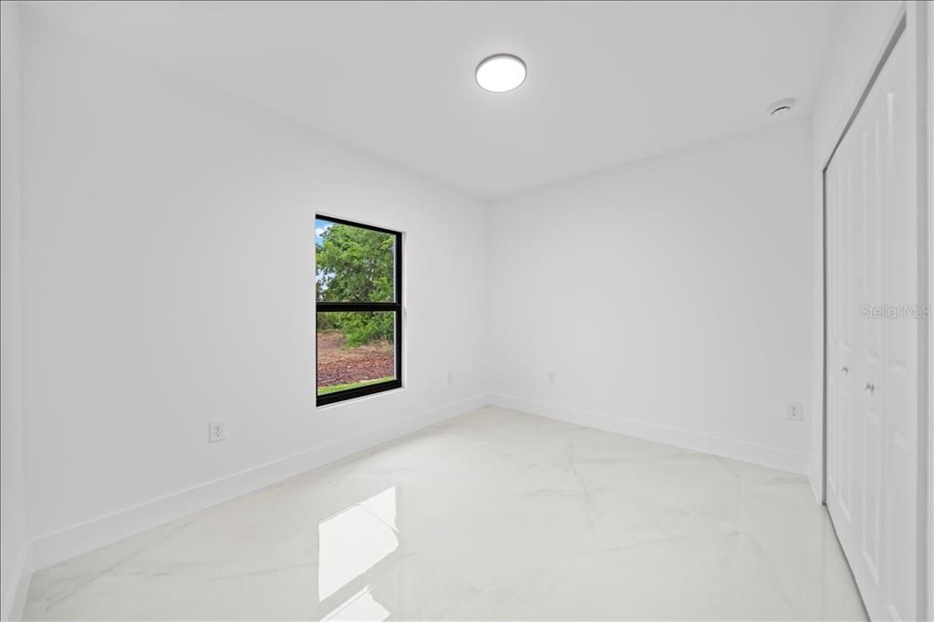 Activo con contrato: $475,000 (0 camas, 0 baños, 2400 Pies cuadrados)