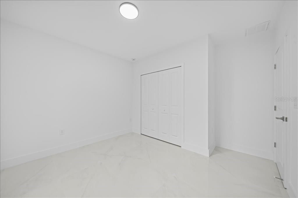 Activo con contrato: $475,000 (0 camas, 0 baños, 2400 Pies cuadrados)