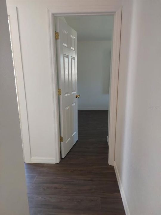 For Sale: $285,900 (3 beds, 1 baths, 1350 Square Feet)