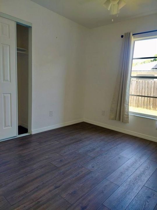 For Sale: $285,900 (3 beds, 1 baths, 1350 Square Feet)