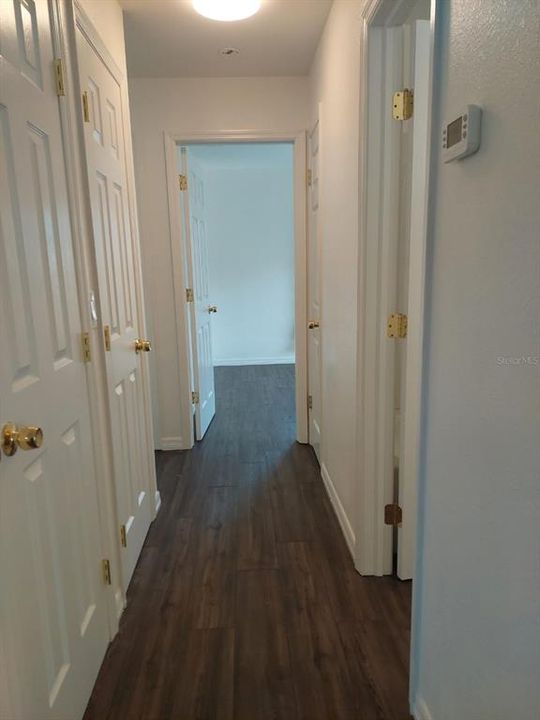 For Sale: $285,900 (3 beds, 1 baths, 1350 Square Feet)