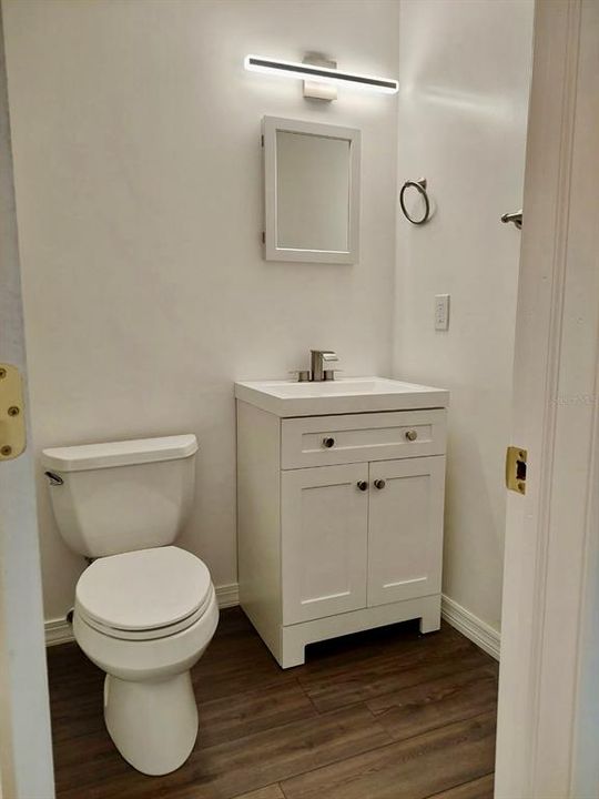 For Sale: $285,900 (3 beds, 1 baths, 1350 Square Feet)