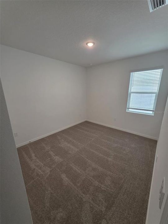 For Rent: $2,600 (4 beds, 2 baths, 2103 Square Feet)