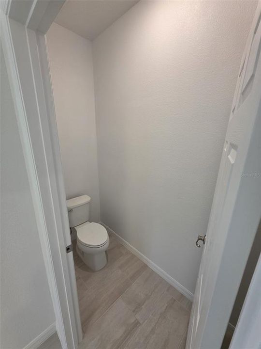 For Rent: $2,600 (4 beds, 2 baths, 2103 Square Feet)