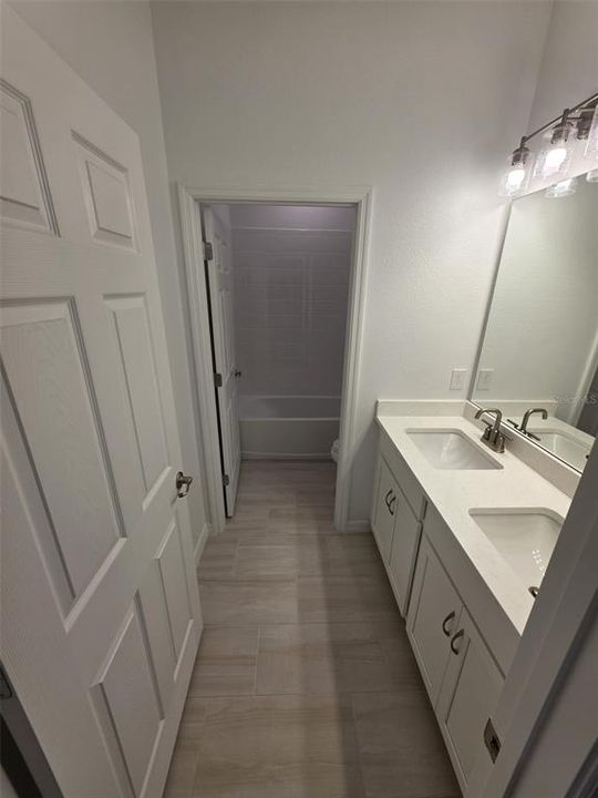 For Rent: $2,600 (4 beds, 2 baths, 2103 Square Feet)