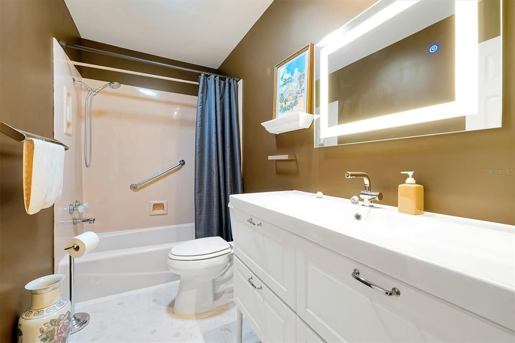 For Sale: $429,500 (4 beds, 3 baths, 2766 Square Feet)