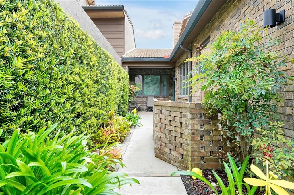 For Sale: $429,500 (4 beds, 3 baths, 2766 Square Feet)
