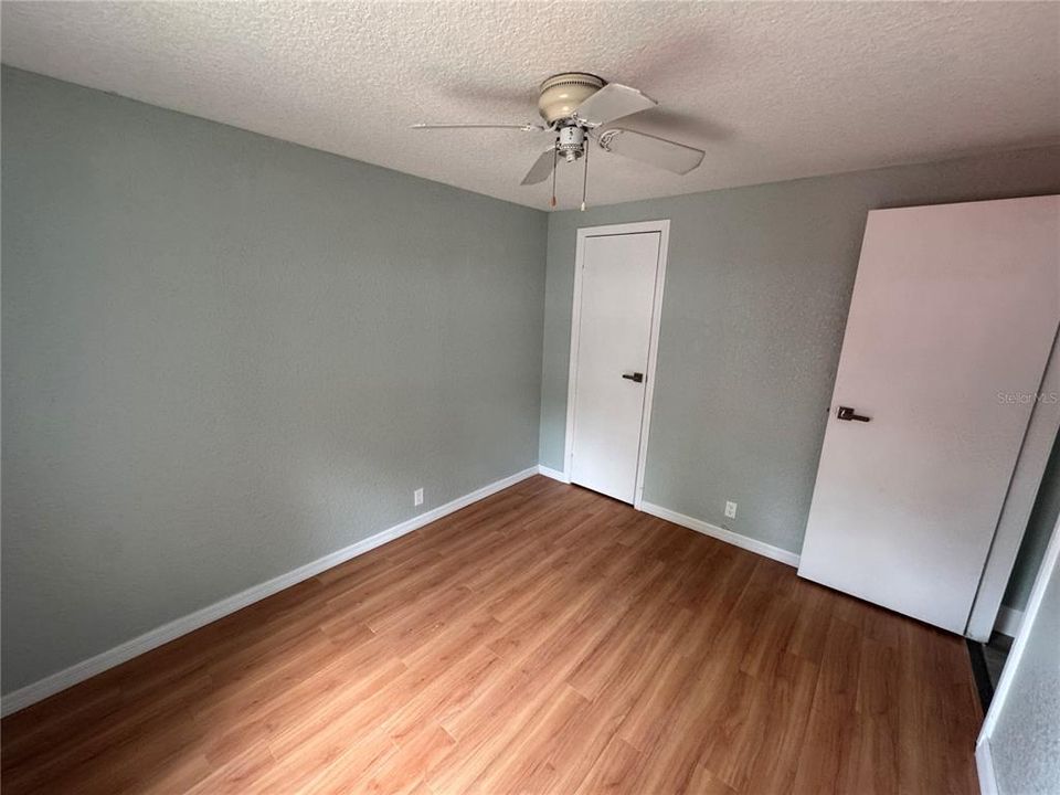 Active With Contract: $149,900 (3 beds, 2 baths, 1152 Square Feet)